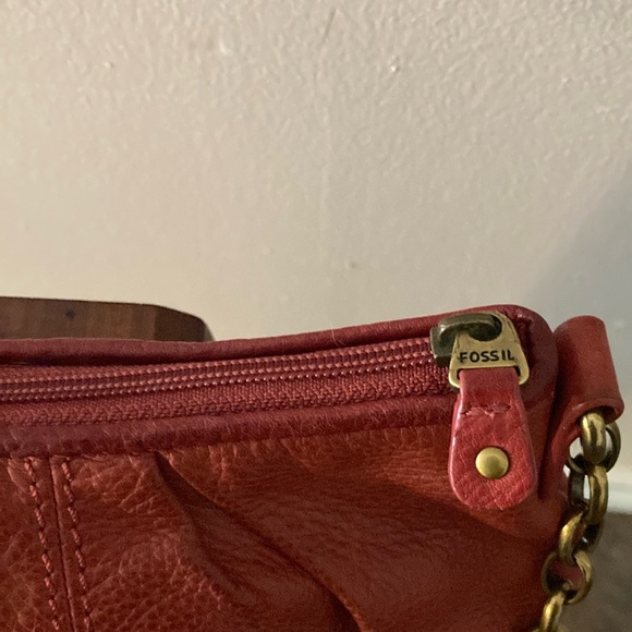 Vintage Fossil Coral Red Leather Chain Mini Crossbody Bag/Purse - Picture 8 of 14